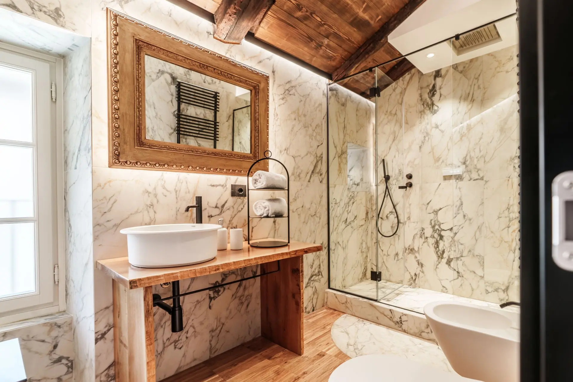 Como_Suites_Suite 9_001_COMOLUXURYSUITES 9-1