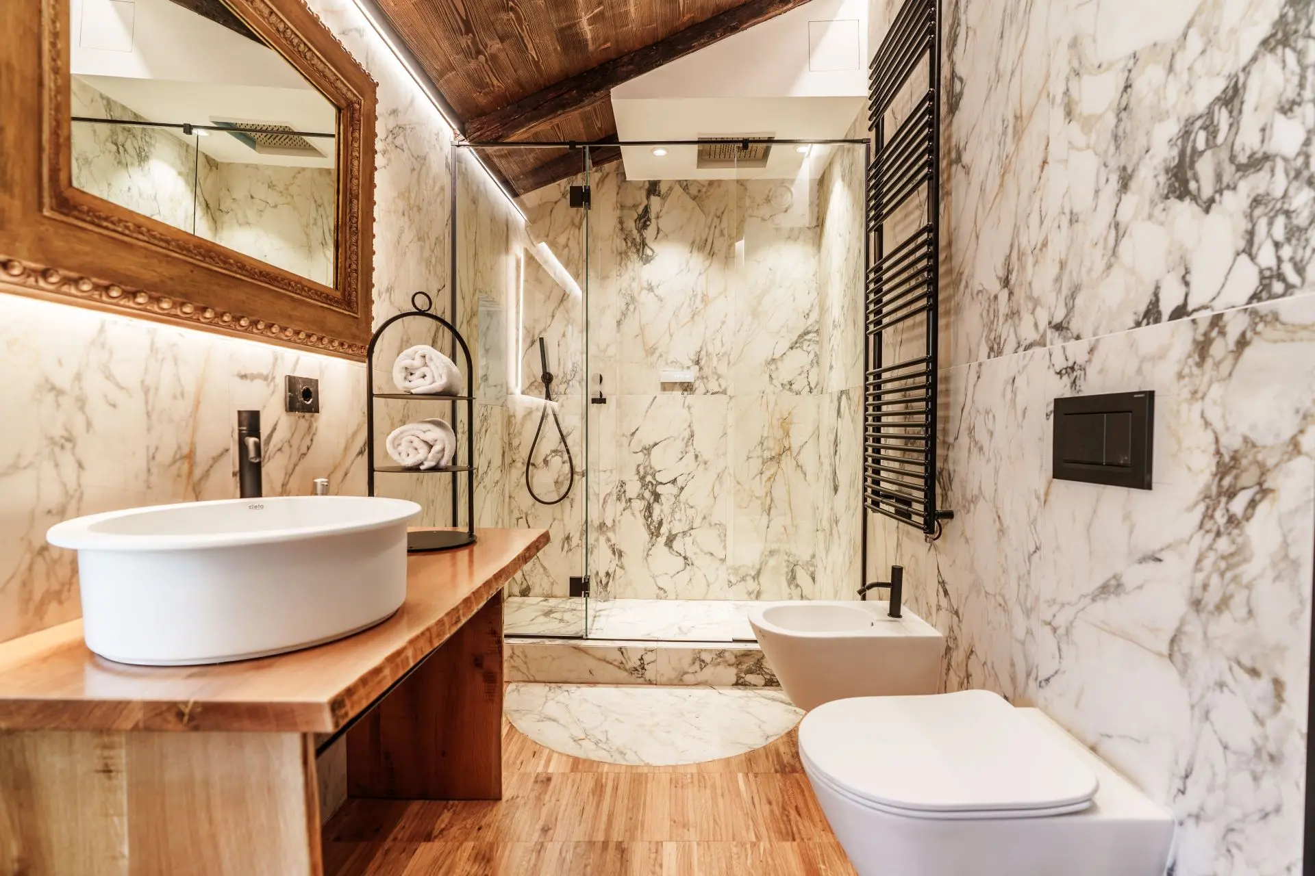 Como_Suites_Suite 9_012_COMOLUXURYSUITES 9-2